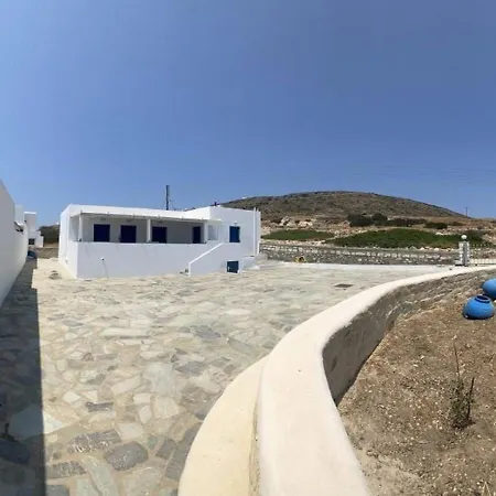 בית נופש Karras House Kímolos